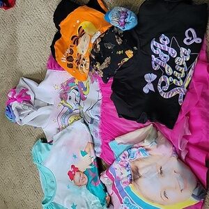LOT of JoJo Siwa clothes!